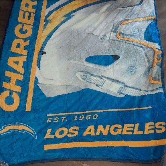 Los Angeles Chargers Throw Sherpa  Blanket. 50w X 60L - Picture 2 of 5